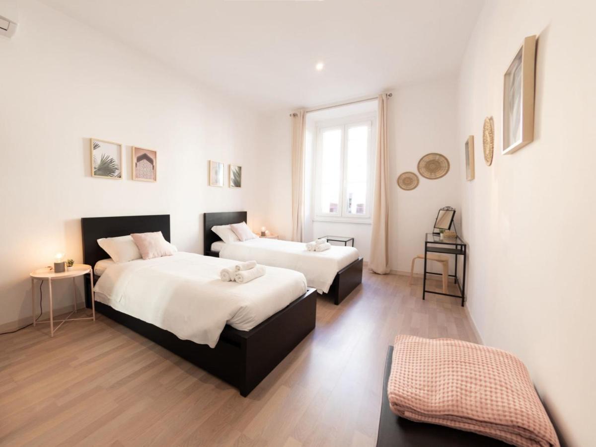 The Best Rent - Spacious Apartment Near Roma Termini Station Buitenkant foto