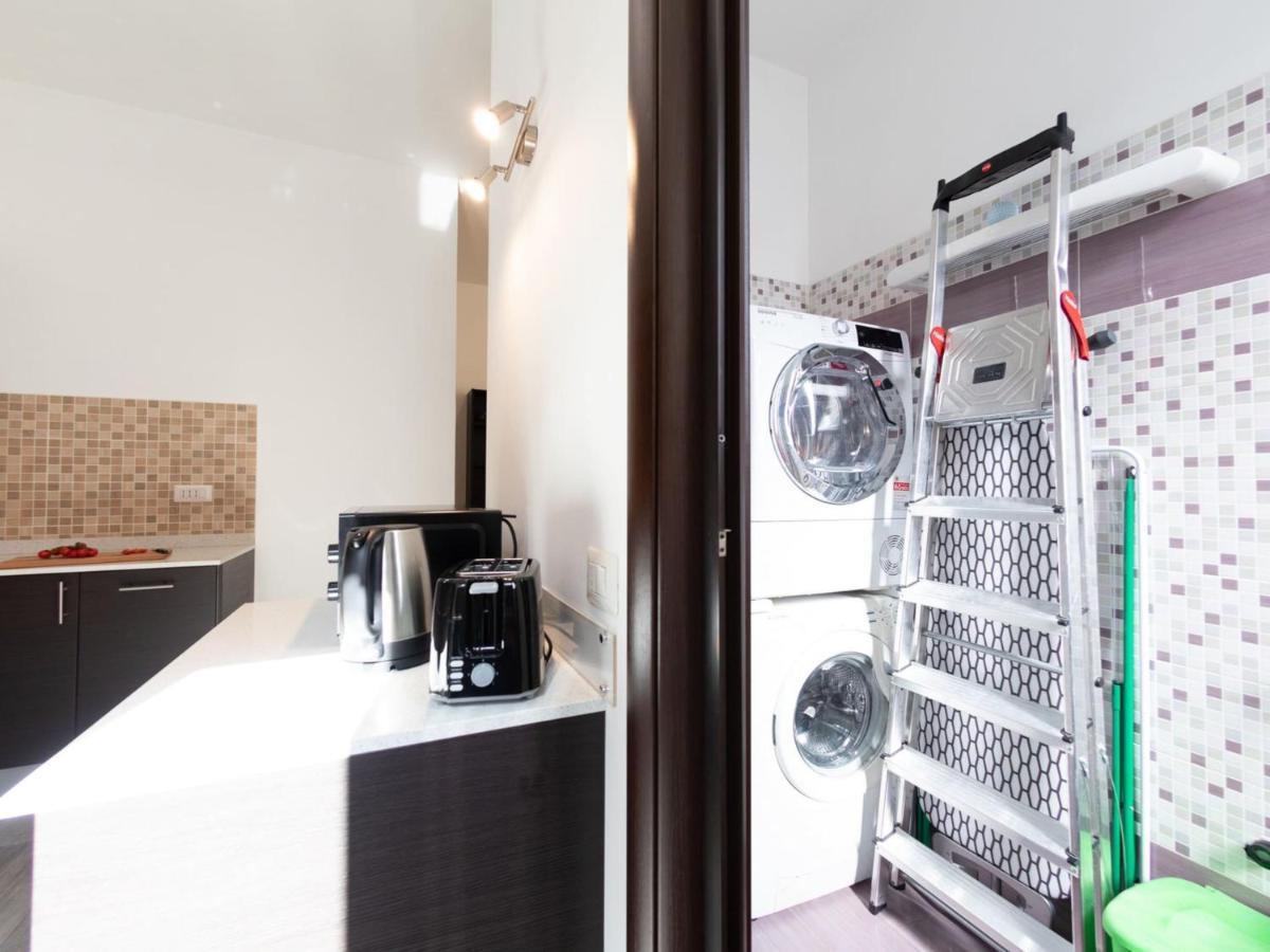 The Best Rent - Spacious Apartment Near Roma Termini Station Buitenkant foto
