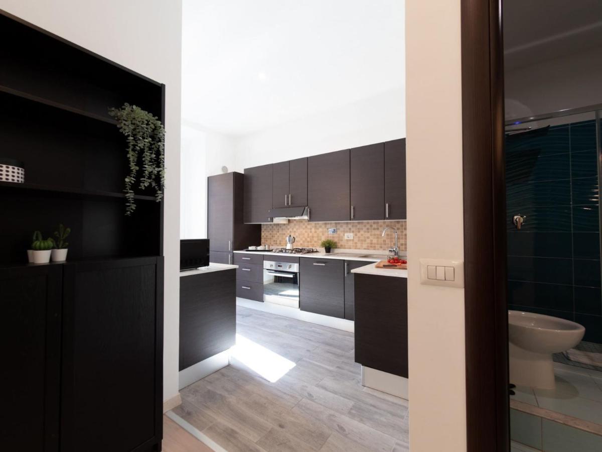 The Best Rent - Spacious Apartment Near Roma Termini Station Buitenkant foto
