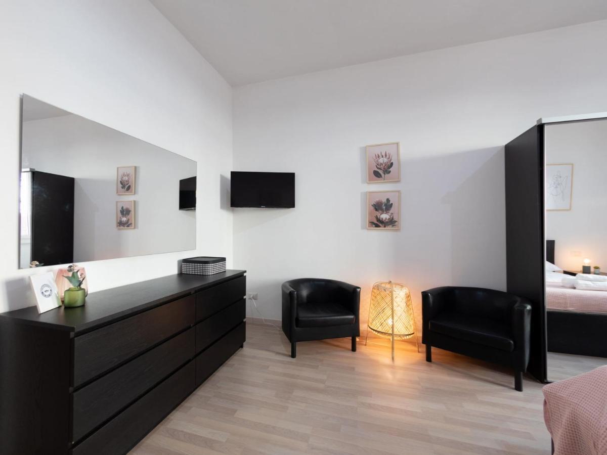 The Best Rent - Spacious Apartment Near Roma Termini Station Buitenkant foto